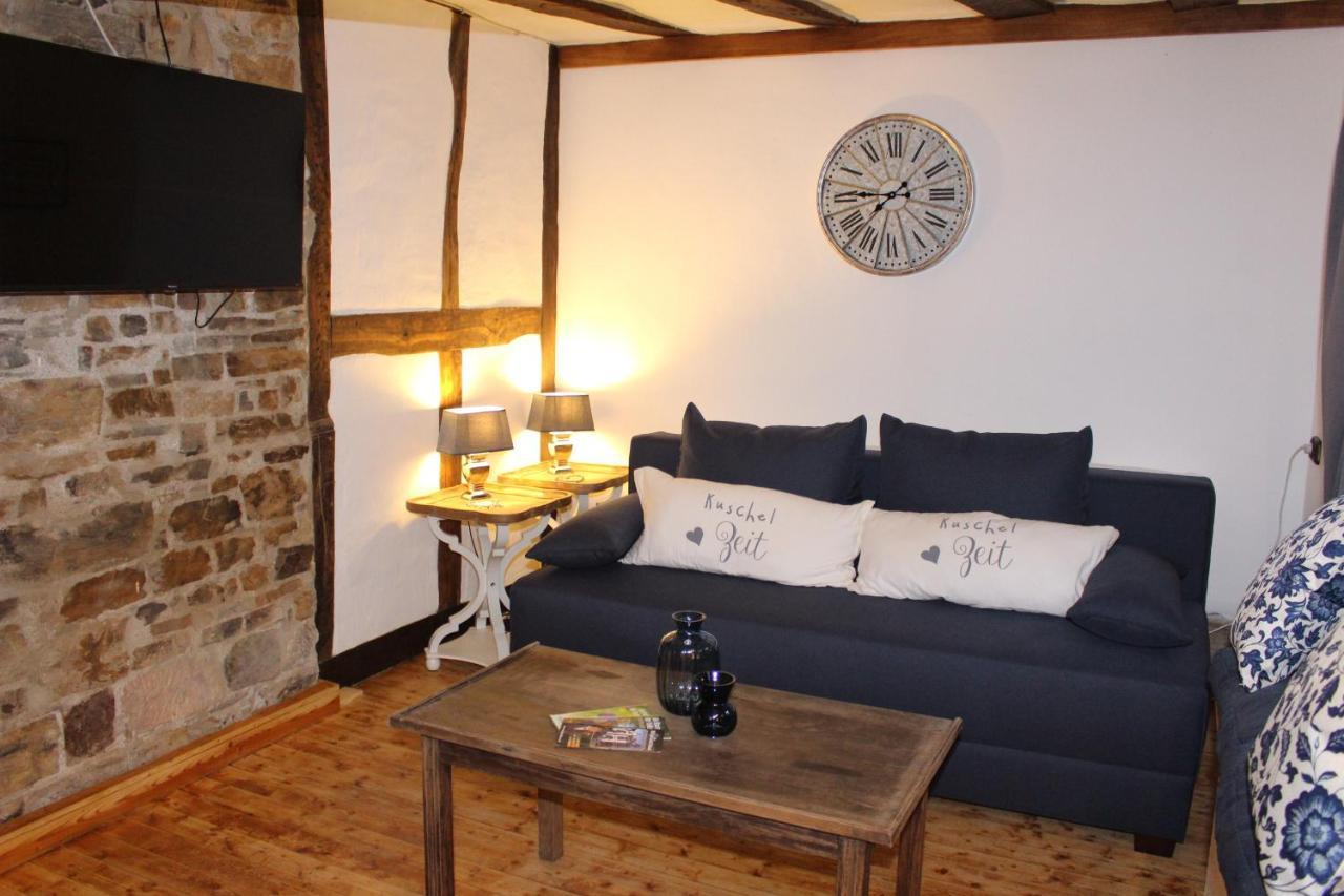 Ferienhaus Eifelstuben Mit Charme - Bauernstube Vulkaneifel - Naehe See Und Burgruine Ulmen Екстериор снимка